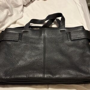 Elegant Black Leather Men's Bag